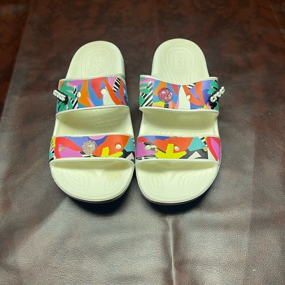Crocs classic retro resort sandals jibbitz‎ charms size men’s 9 women’s 11 - Picture 10 of 12